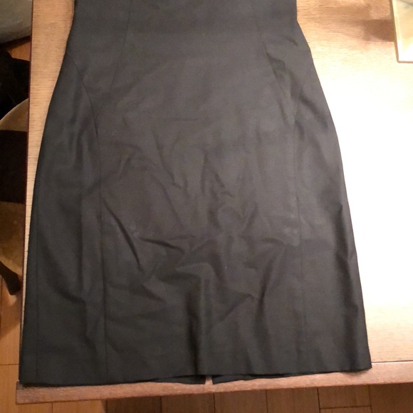 Theory classic sheath cocktail dress. - Picture 3 of 15